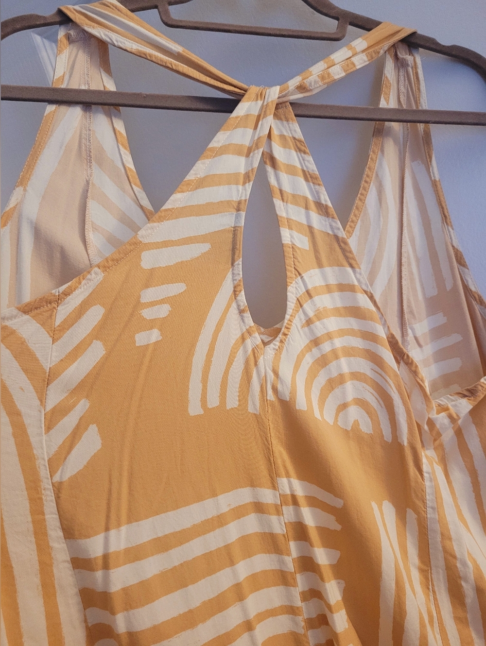 torrid Peach and White Geometric Print V-Neck Maxi Dress - Picture 7 of 12